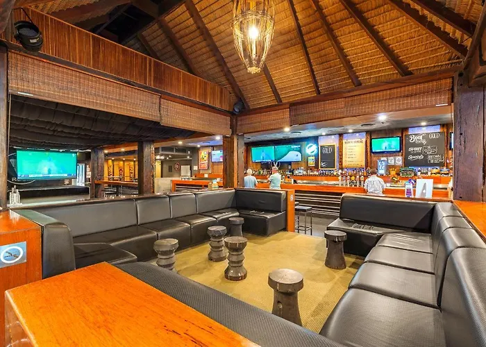 Villa Noosa Hotel